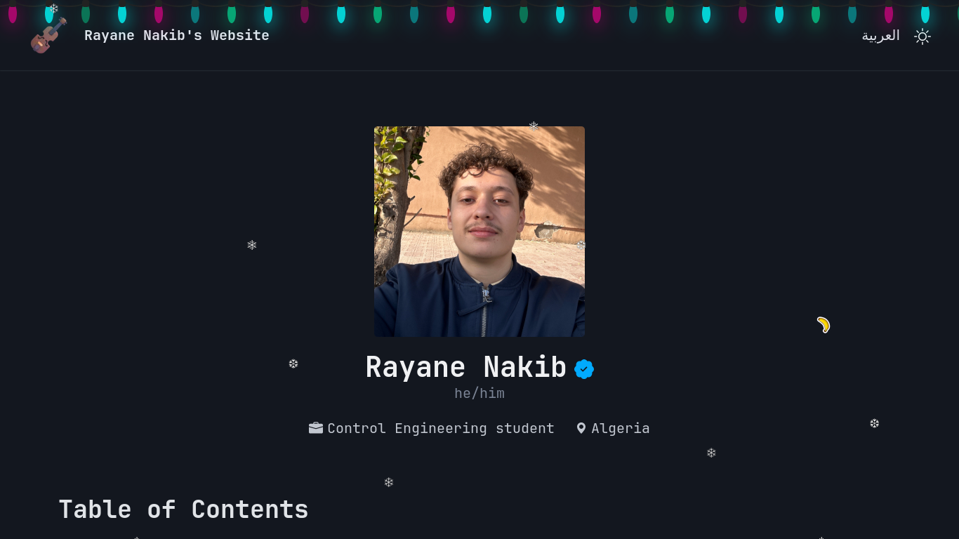 Screenshot of my website with a chrismas theme